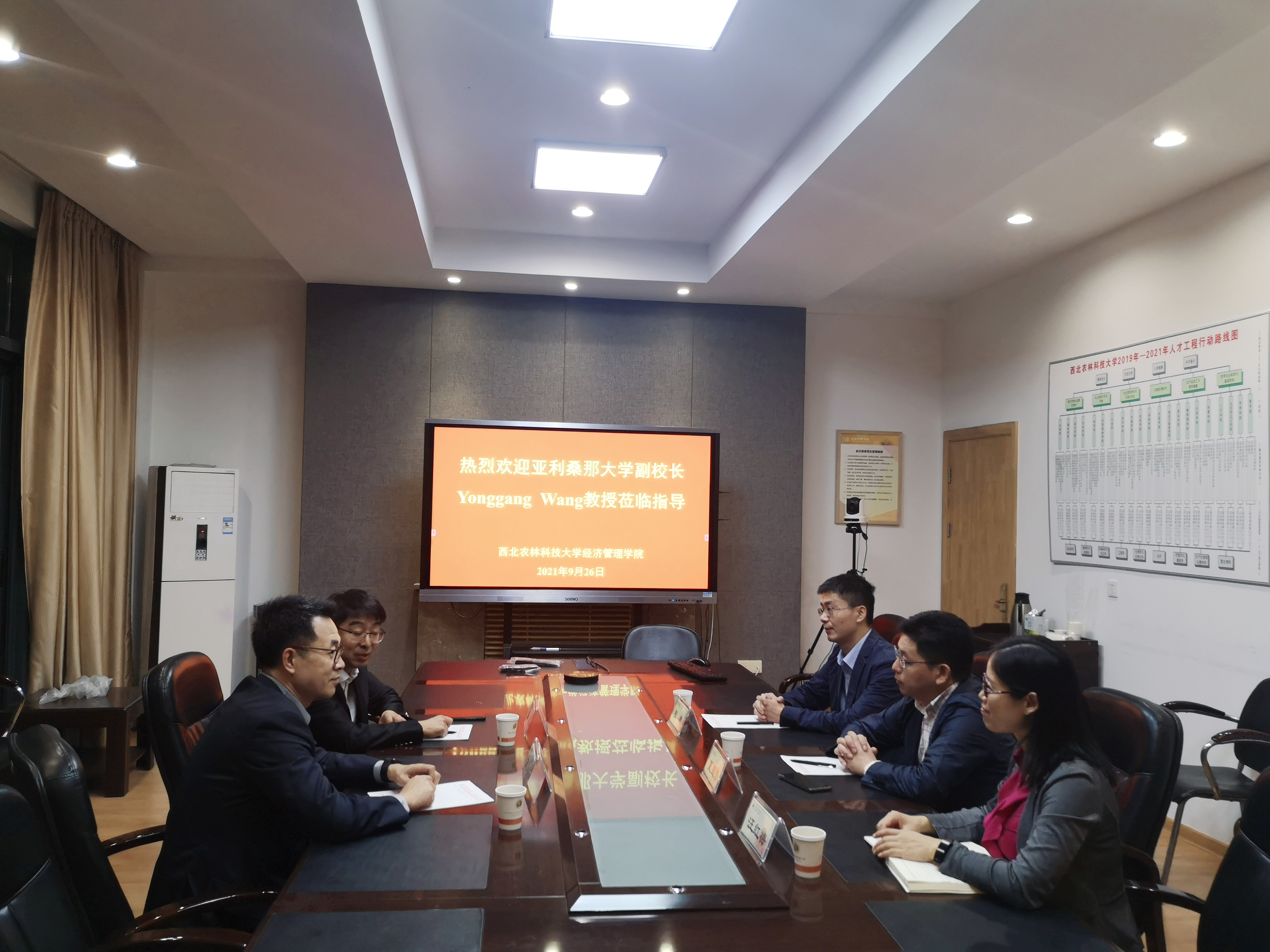 98ab277cee7646918fef8e465184149e.jpg 98ab277cee7646918fef8e465184149e.jpg